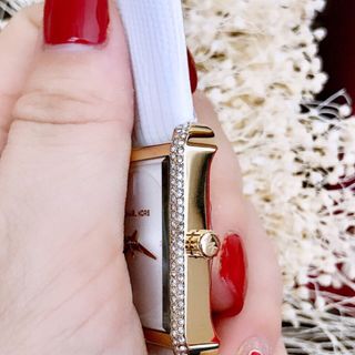 đồng hồ Mk nữ màu trắng