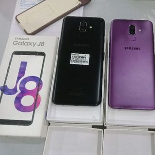 Điện thoại Ss j8 2018 máy đẹp keng đã khui siêu phụ kiện chưa bung