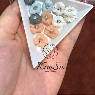 Hoa Đậu Bột Nails