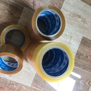cây 12kg / 6 cuộn băng keo Ya 100 trong đục
