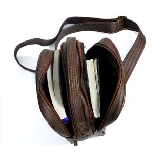 Túi Da Đeo Chéo CNT Unisex MQ16 Nâu