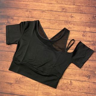 Áo tập croptop lệch vai