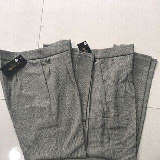 Quần baggy vải kẻ caro