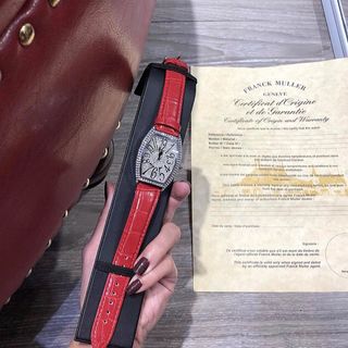 Đồng hồ nữ viền đá siêu hot