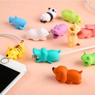 Thú cắn bảo vệ đầu sạc