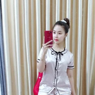 Lụa đùi viền bèo cổ