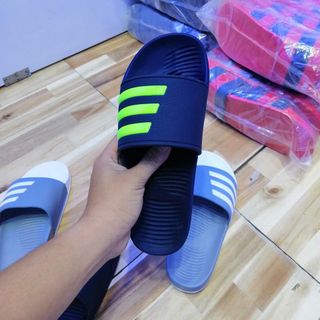 Dép thể thao