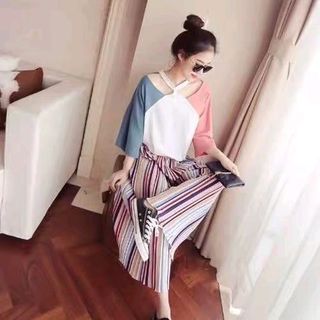 áo cổ chữ V phong cách Hàn Quốc
