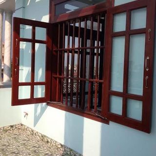 Bộ 2 chống cửa sổ inox loại thẳng HL Smart