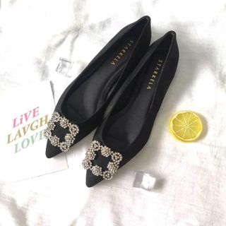 Giày bệt đá siêu xinh