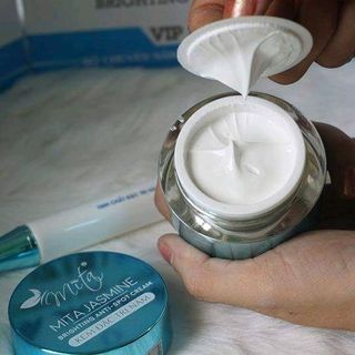 KEM ĐẶC TRỊ NÁM