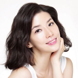 Kem dưỡng trắng chống lão hóa FEIYA Lựu Whitening Anti-Aging - 40g