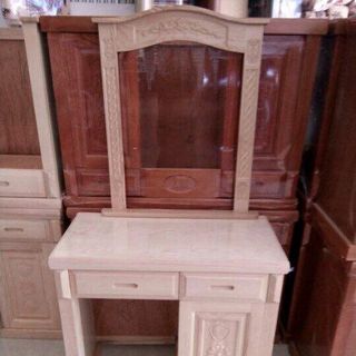 bàn trang điểm gỗ tự nhiên