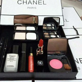 Bộ trang điểm món chanel giá sỉ