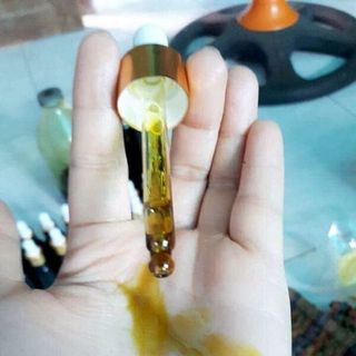 Tinh dầu bơ đăk lăk