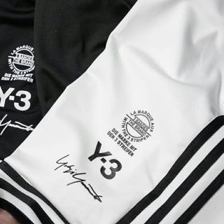 Quần shorts Y-3 thun lưới mè