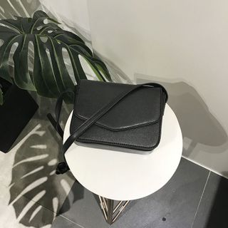 Túi Nữ Da Dáng Bì Thư Hottrend D9136