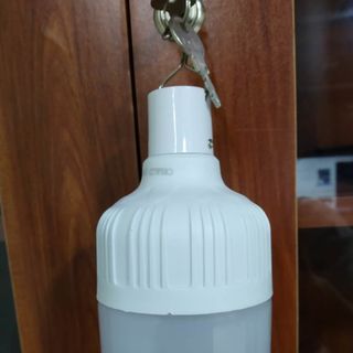ĐÈN BULB TRỤ SẠC TÍCH ĐIỆN 50W
