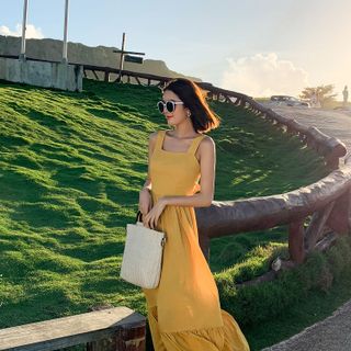 Đầm Maxi Cột Dây Vai