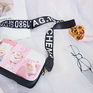 Túi hộp đeo chéo heo con