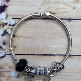 VÒNG CHAM HẠT ĐÁ INOX