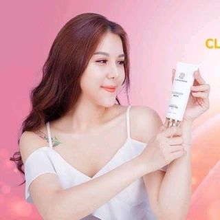 sữa rửa mặt