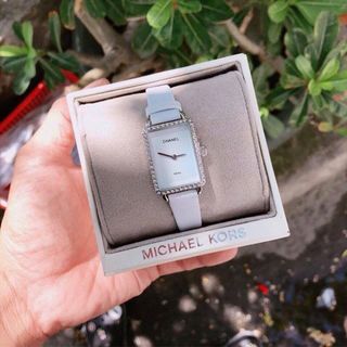 Đồng hồ nữ CN viền đá siu cấp