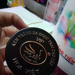 kem trắng da spa vip