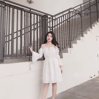 đầm dạo phố bèo trắng tinh khôi