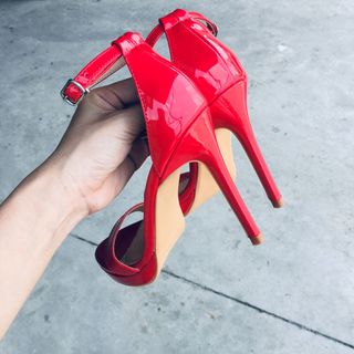 Sandal 11 phân quai mảnh - Da bóng - Màu Đỏ