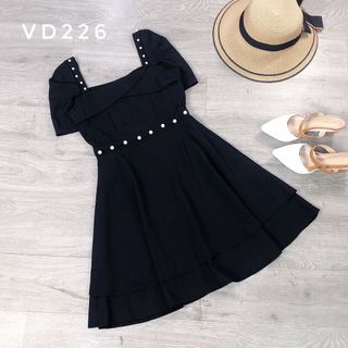 ĐẦM CÔ VUÔNG ĐÍNH CƯỜM