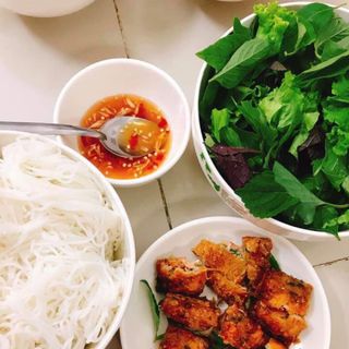 Nem cua bể