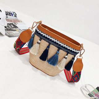 Túi Cói Tua Rua Cực Xinh D8906