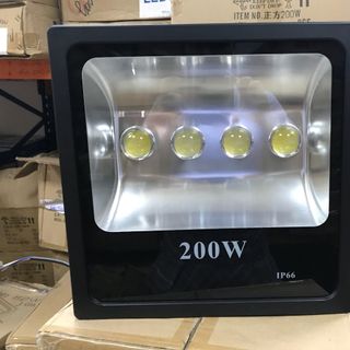 Đèn led pha 200w giá sỉ