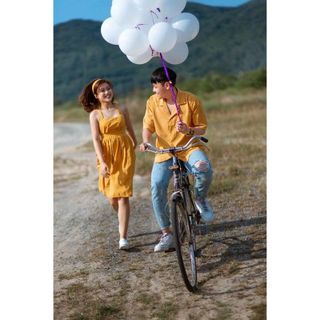Đầm maxi dáng xòe hở lưng