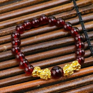chuỗi đeo tay phong thủy tỳ hưu y hình