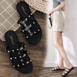 Dép 3 quai tán đinh