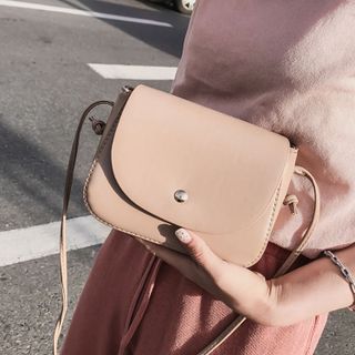 Túi Deo Chéo Mini Da Trơn Thời Trang Trẻ Trung D022