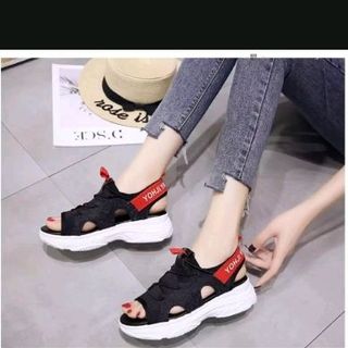 scandal đế cao giả giày