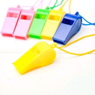 Dây chuyền còi thổi kêu rất to
