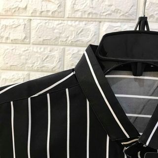 Áo sơ mi nam in chữ