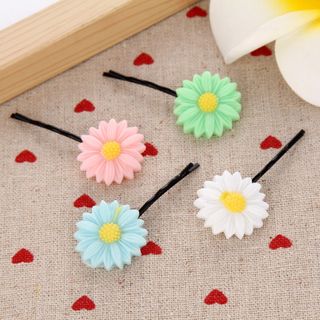 Kẹp cúc họa mi đơn