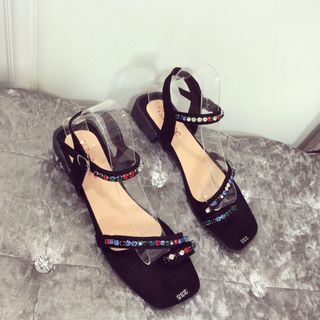 Giày sandal đá màu sac
