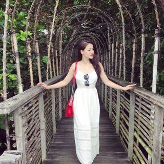 Đầm Maxi Ren Tầng