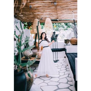 Đầm Maxi Ren Eo Đen