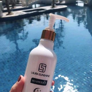 kem dưỡng da body laura sunshine