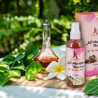 Xịt Phụ Khoa Thảo Dược Kiều Hàng Chuẩn