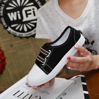 Giày Bata Sắc Màu