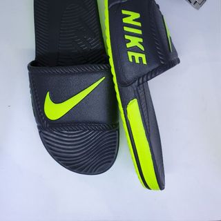 Dép quai ngang thể thao