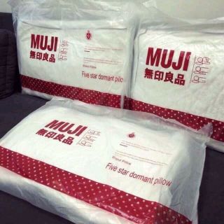 Gối muji